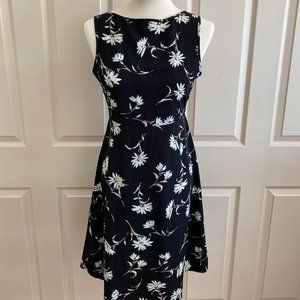 Floral knee length dress -S